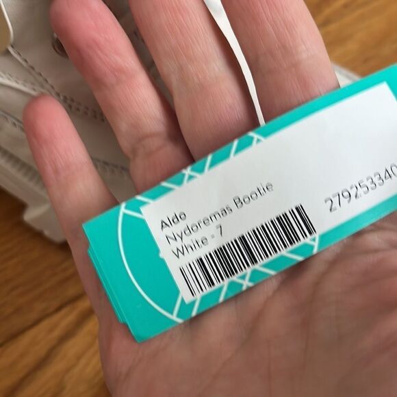 Aldo Nydoremas White Leather Sherpa Trim Lace Up Lug Sole Booties Size 7 - Picture 7 of 8